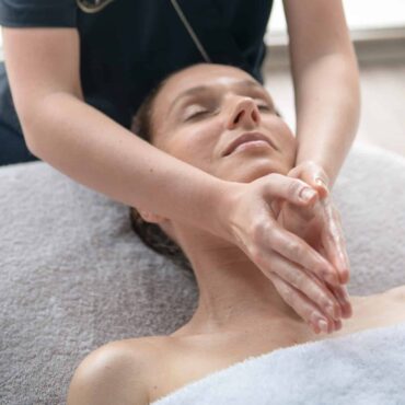 massage visage aquatonic